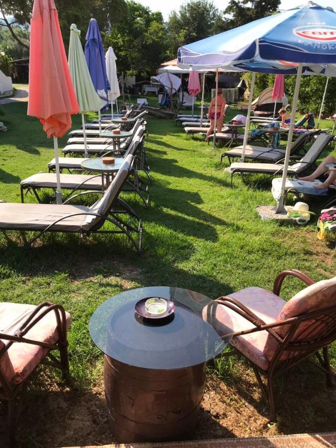 Oasis Aparthotel Skiathos Town Ngoại thất bức ảnh